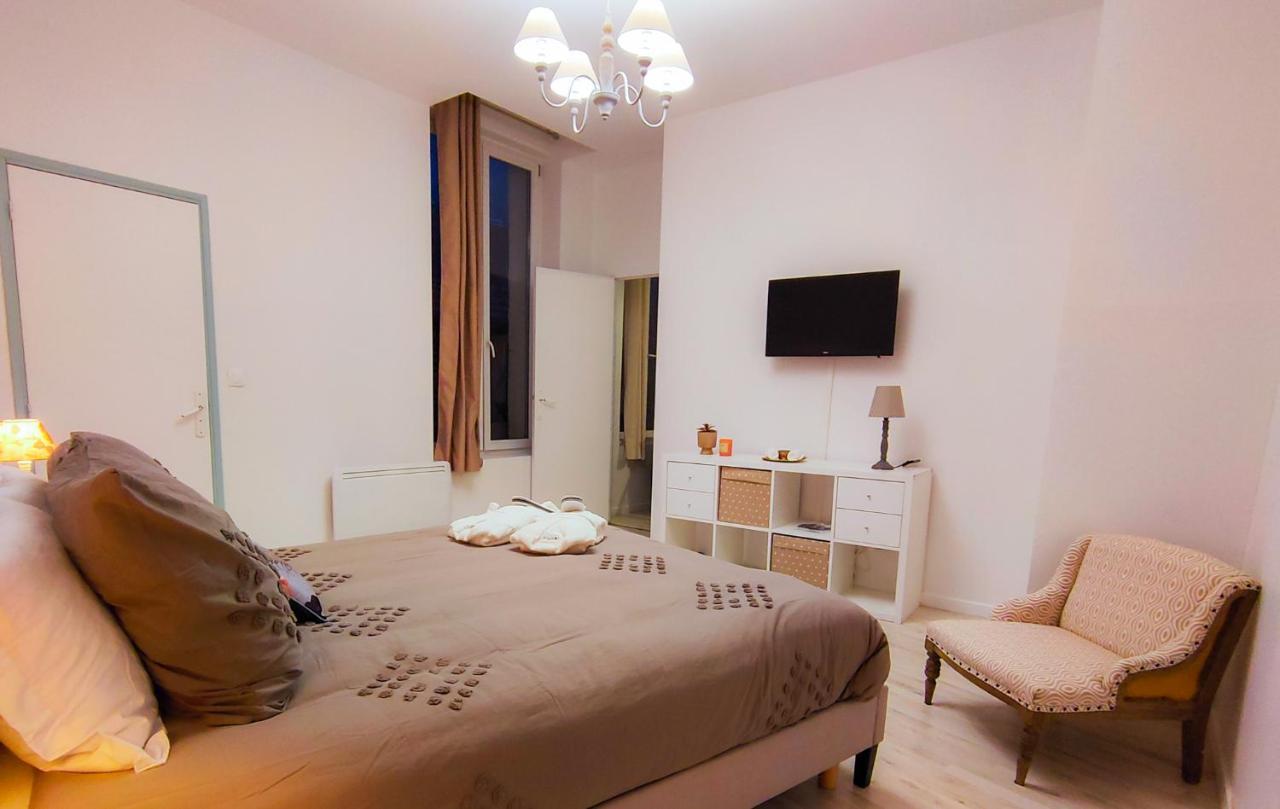 L'Echappee Belle - Terrasse 25M2 - Centre Ville - Lit Queen Size سانت كونتان المظهر الخارجي الصورة